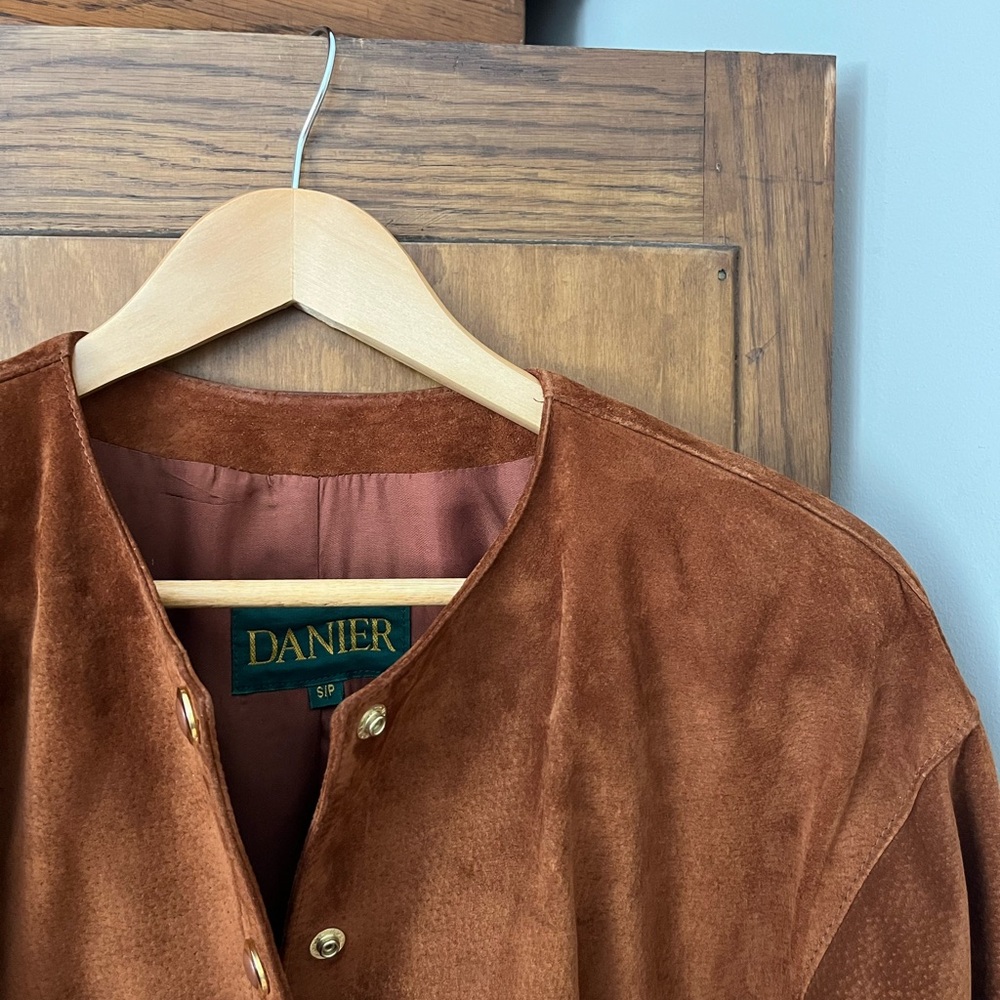 Danier Chestnut Brown Suede-Effect Round-Neck Coat - Picture 2 of 3